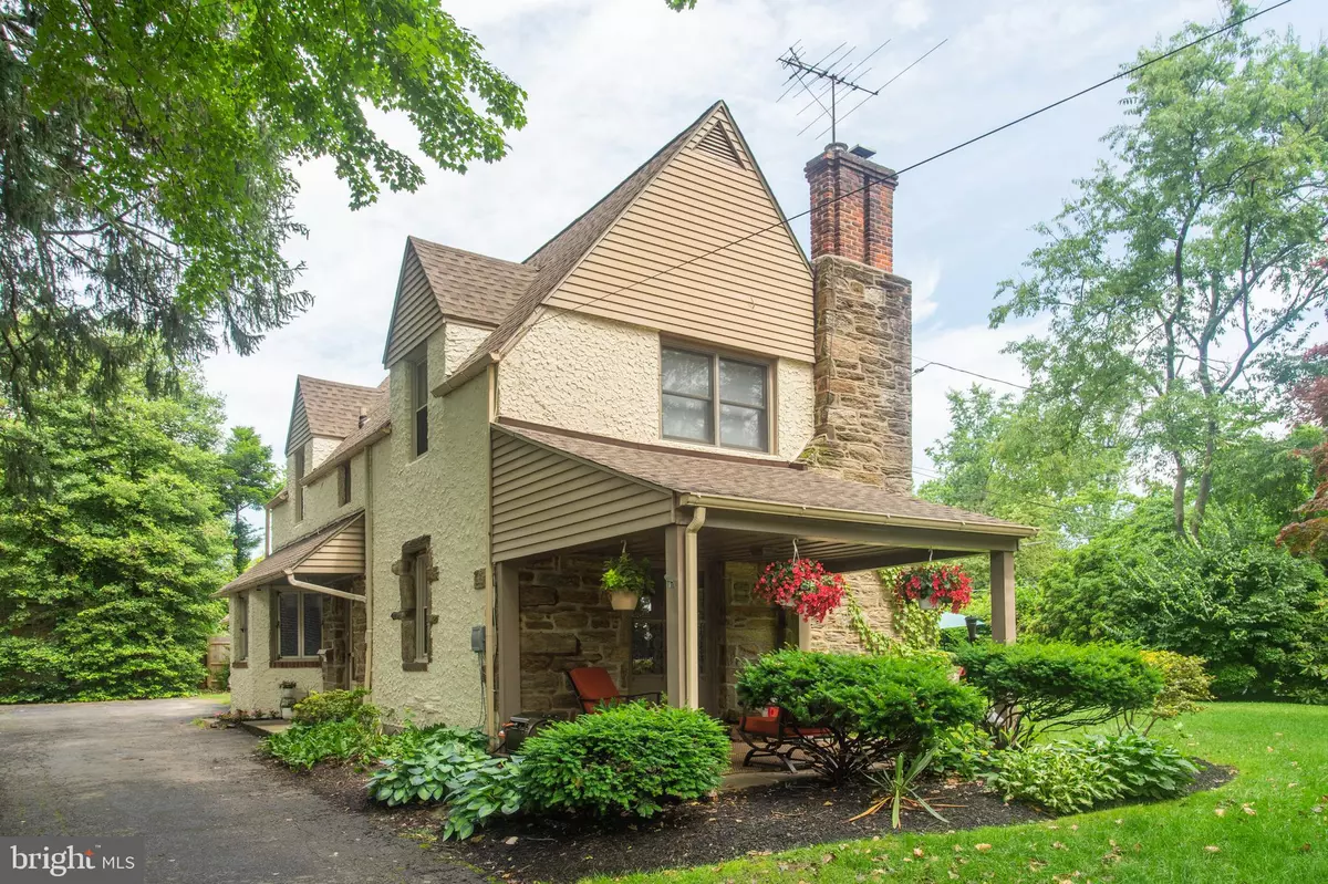 Elkins Park, PA 19027,8322 CEDAR RD