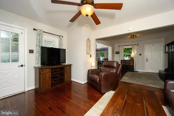 West Chester, PA 19380,213 SEAL LN