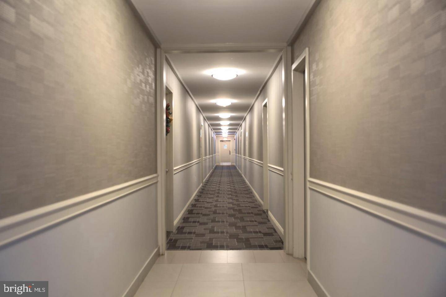 Philadelphia, PA 19128,6100 HENRY AVE #1P