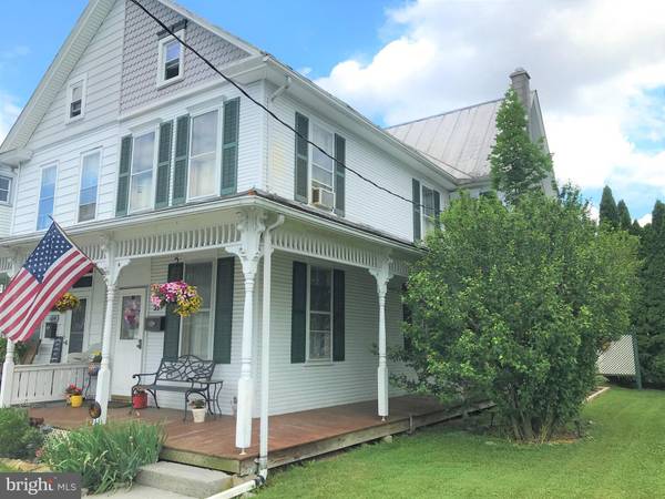 216 W SHERIDAN AVE, Annville, PA 17003