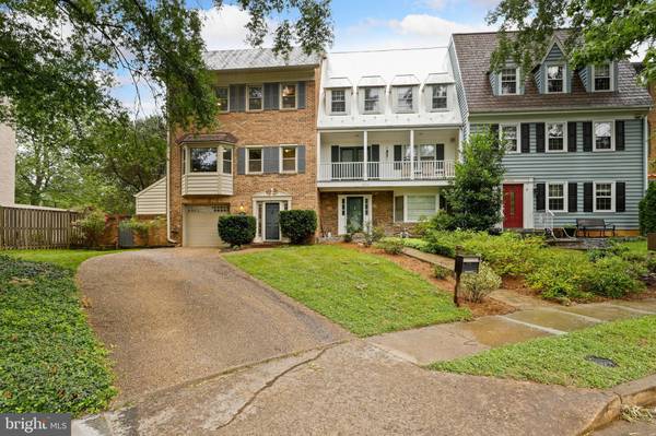 2007 N BRANDYWINE ST, Arlington, VA 22207