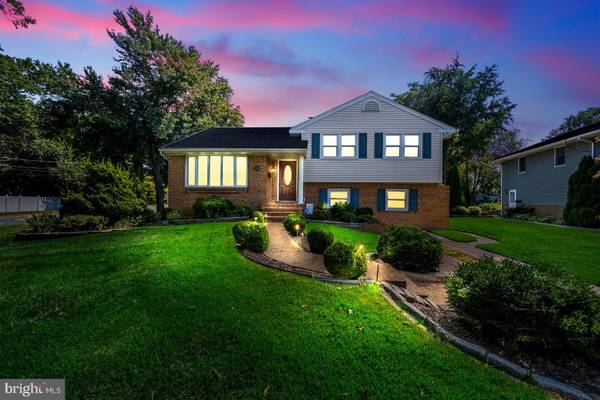 300 FENIMORE LN, Delanco, NJ 08075