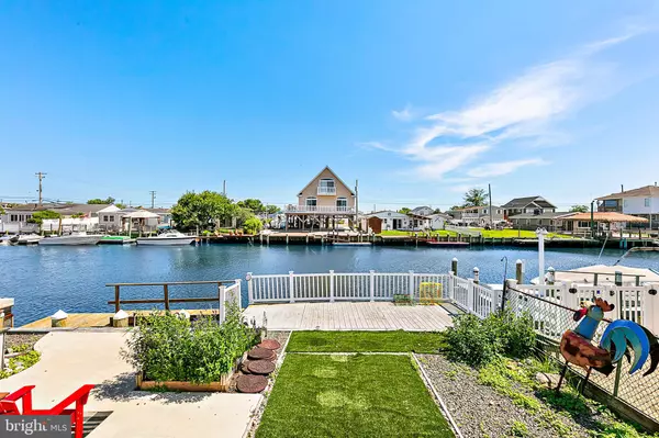 Little Egg Harbor Twp, NJ 08087,7 W BOAT DR