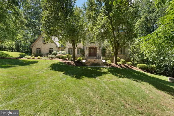 Mclean, VA 22102,1080 BROOK VALLEY LN