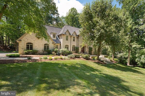 Mclean, VA 22102,1080 BROOK VALLEY LN