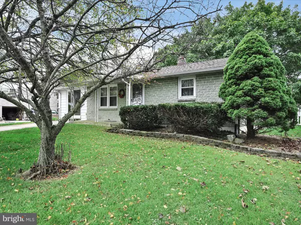 Lebanon, PA 17046,810 MAPLE LN