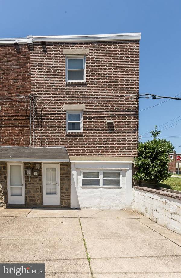 Philadelphia, PA 19128,557 FAIRWAY TER