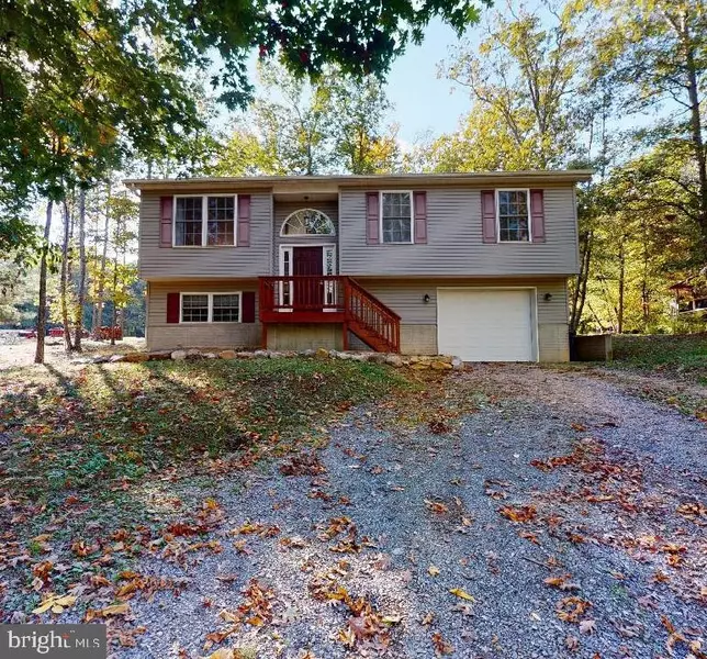 700 WARDEN CIRCLE RD, Wardensville, WV 26851