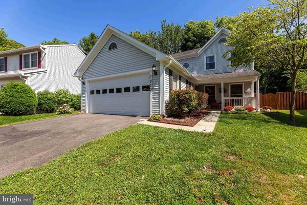 7823 BOLD LION LN, Alexandria, VA 22315