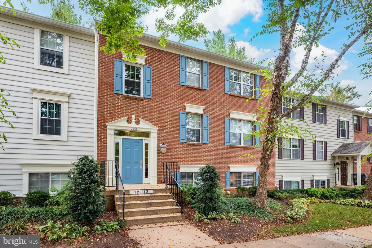 Fairfax, VA 22033,12012 GOLF RIDGE CT #102