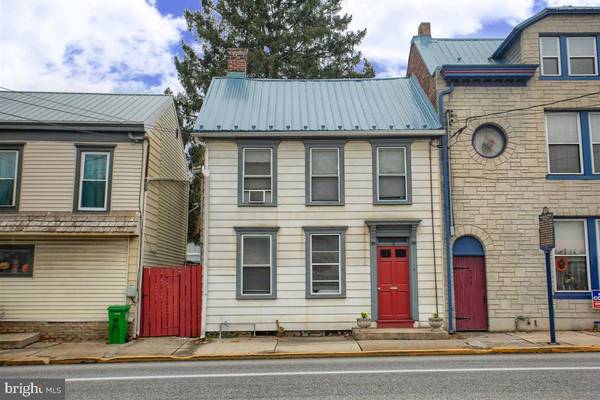 347 N HANOVER ST, Carlisle, PA 17013