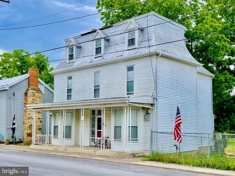 140 W MAIN STREET, Wardensville, WV 26851