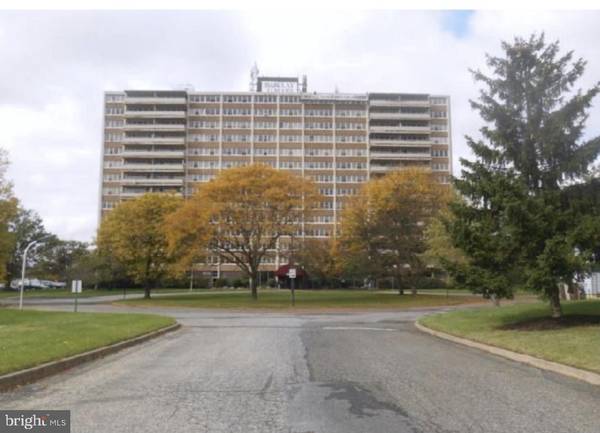 812 BARCLAY TOWERS #812, Cherry Hill, NJ 08034