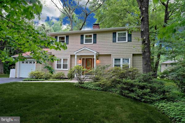 4 CRAB APPLE LN, Lawrenceville, NJ 08648