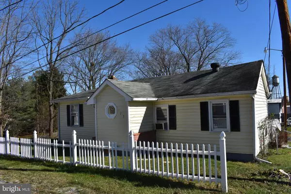 327 KERNS ST, Inwood, WV 25428