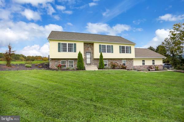 65 WINDY HILL RD, Shermans Dale, PA 17090