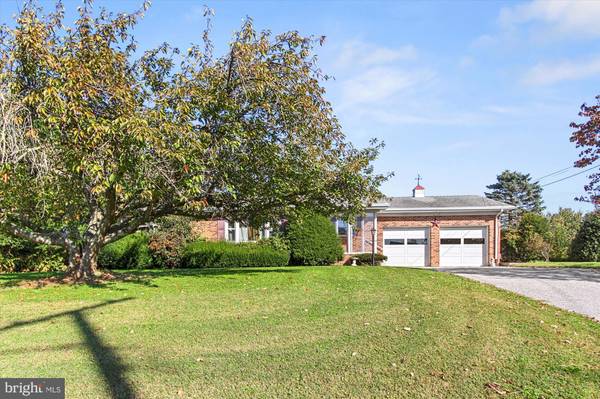 Fawn Grove, PA 17321,19 PARK DR