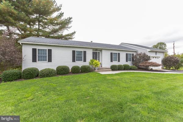 15 WICK DR, Pilesgrove, NJ 08098