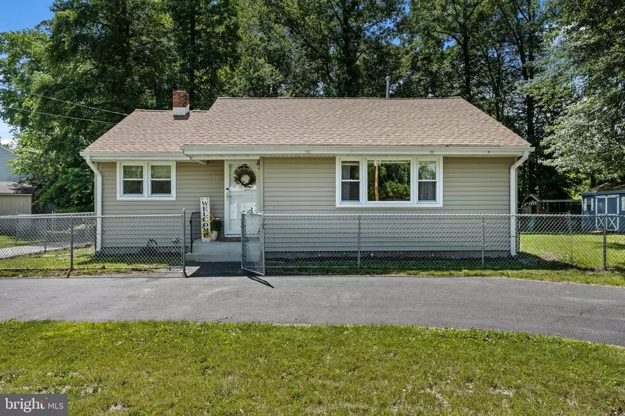 72 WALL ST, Franklinville, NJ 08322