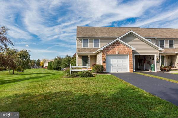 4091 LAUREL LN, Mount Joy, PA 17552