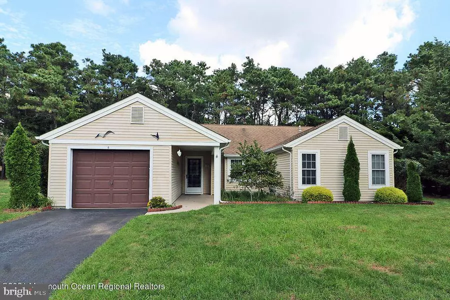 8 SUSSEX PL, Forked River, NJ 08731