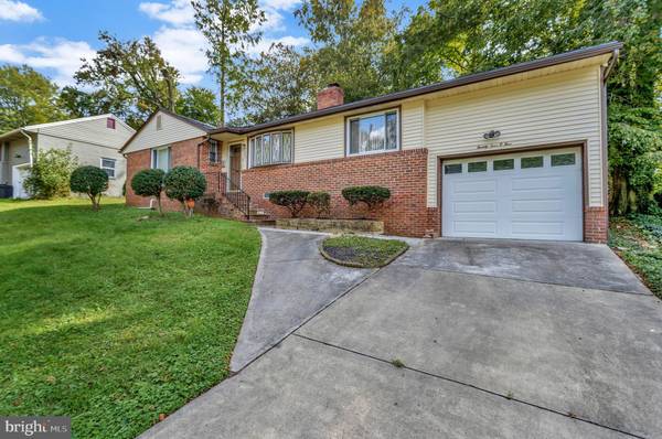 2405 FOSTER PL, Temple Hills, MD 20748