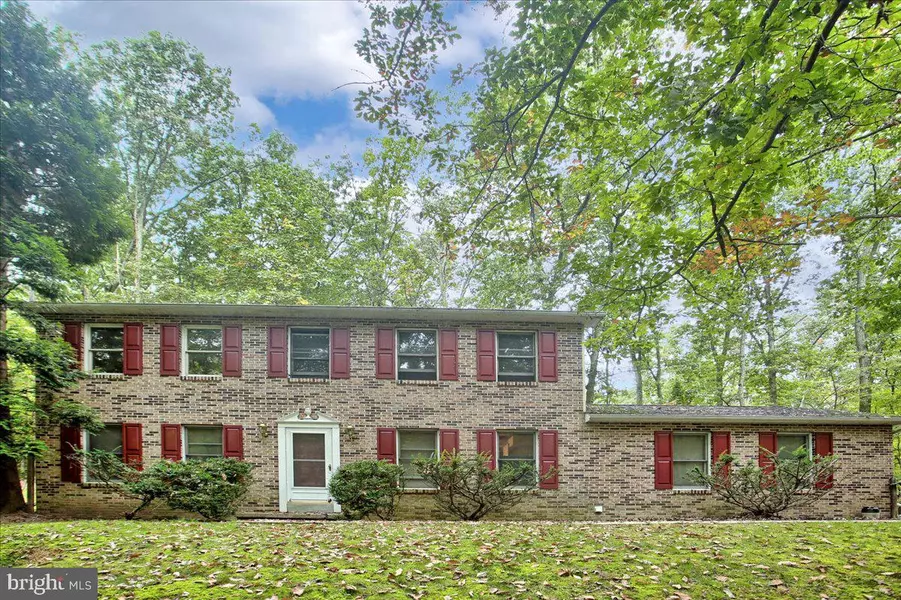 601 SPRING LN, Boiling Springs, PA 17007