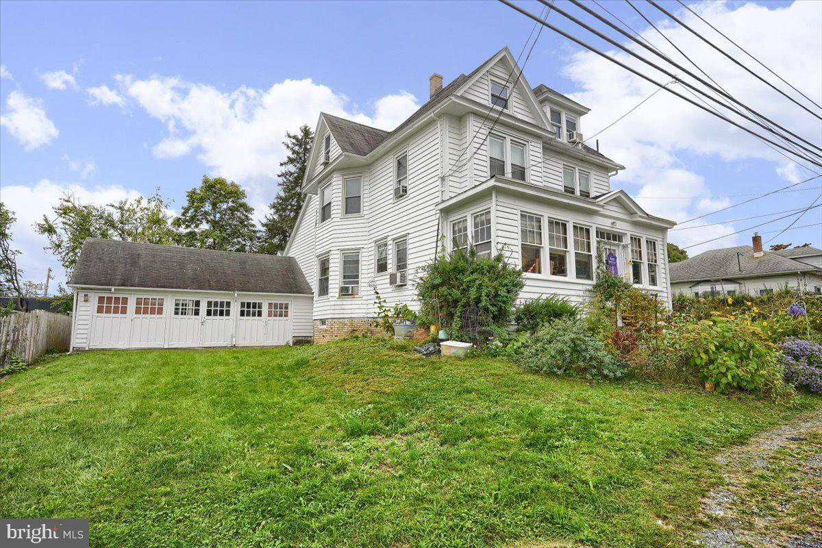 Harrisburg, PA 17109,3951 WALNUT ST