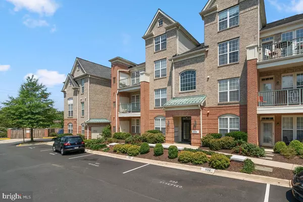 Reston, VA 20190,12190 ABINGTON HALL PL #102