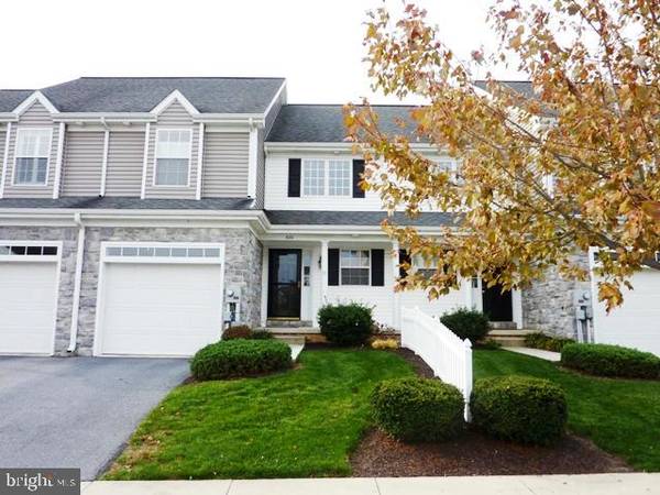 620 COURTHOUSE CIR, Lititz, PA 17543