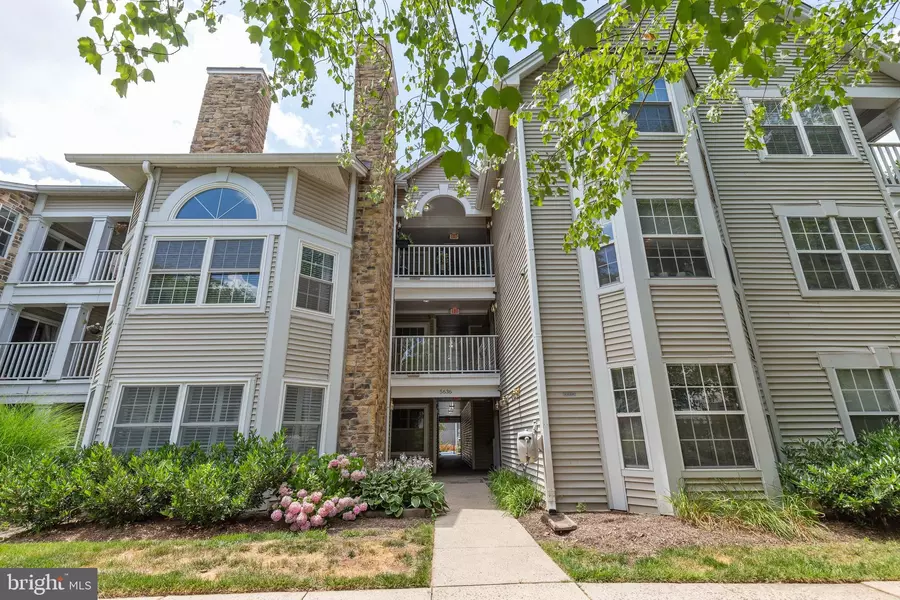 5636 WILLOUGHBY NEWTON DR #36, Centreville, VA 20120