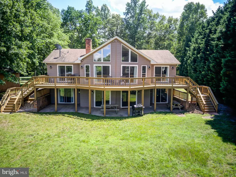 185 SIR WALTER DRIVE, Bumpass, VA 23024