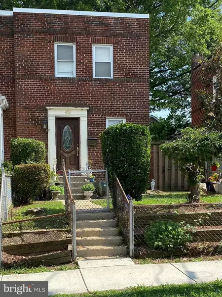 417 LAVERNE AVE, Alexandria, VA 22305