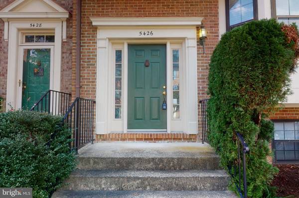 5426 BARRISTER PL, Alexandria, VA 22304