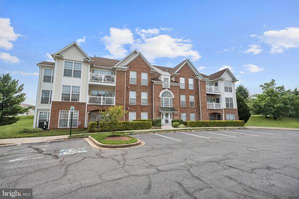 Frederick, MD 21702,2507 COACH HOUSE WAY #3B