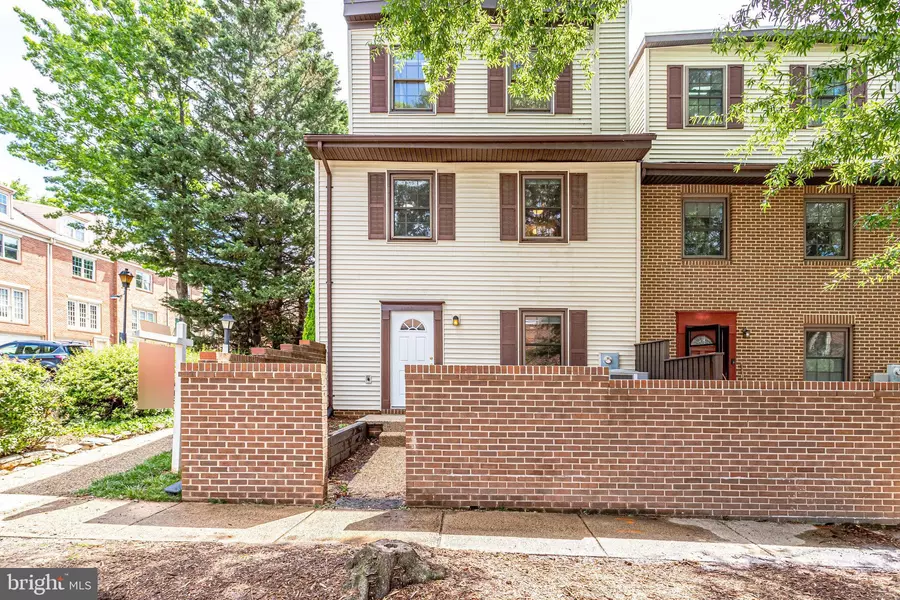 1123 N STAFFORD ST, Arlington, VA 22201