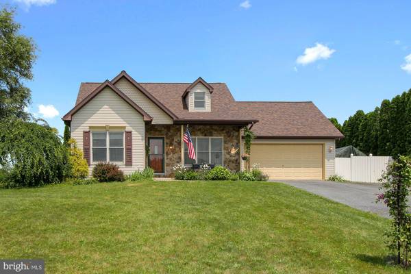 1940 CLYDESDALE DR, Mohrsville, PA 19541