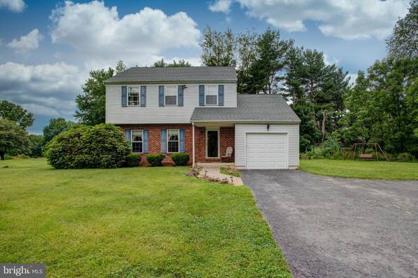 1704 LARKIN RD, Upper Chichester, PA 19061