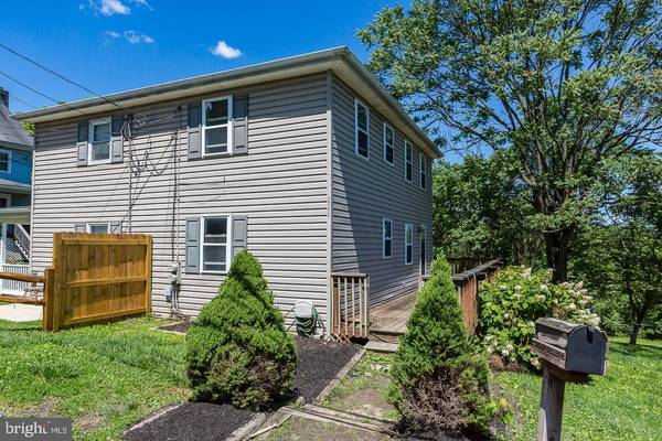 826 FORD AVE, Aston, PA 19014