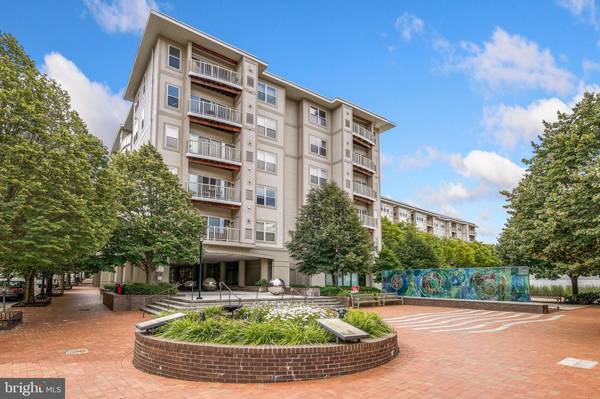 8045 NEWELL ST #415, Silver Spring, MD 20910