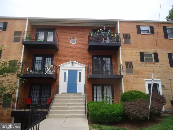 Alexandria, VA 22312,5933 QUANTRELL AVE #204