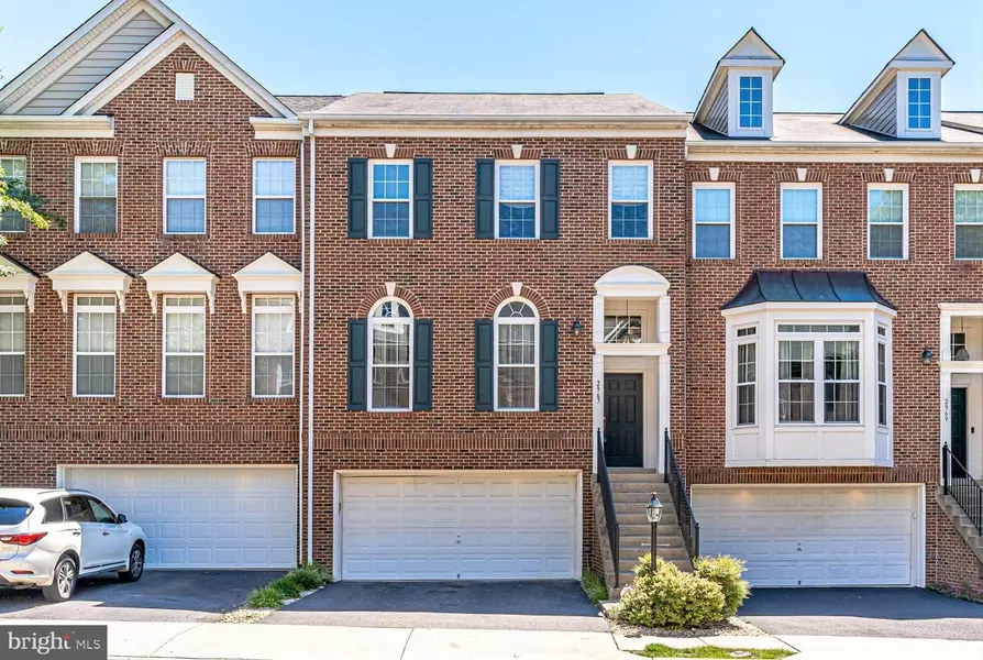 2967 LISMORE LN, Fairfax, VA 22031