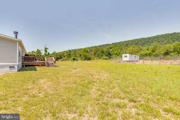 Gerrardstown, WV 25420,7989 APPLE HARVEST