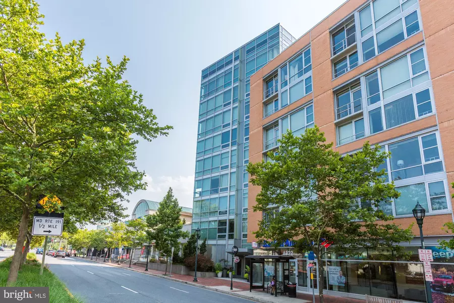 6820 WISCONSIN AVE #7002, Bethesda, MD 20815