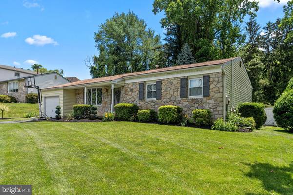 1231 CLOVER LN, Feasterville Trevose, PA 19053