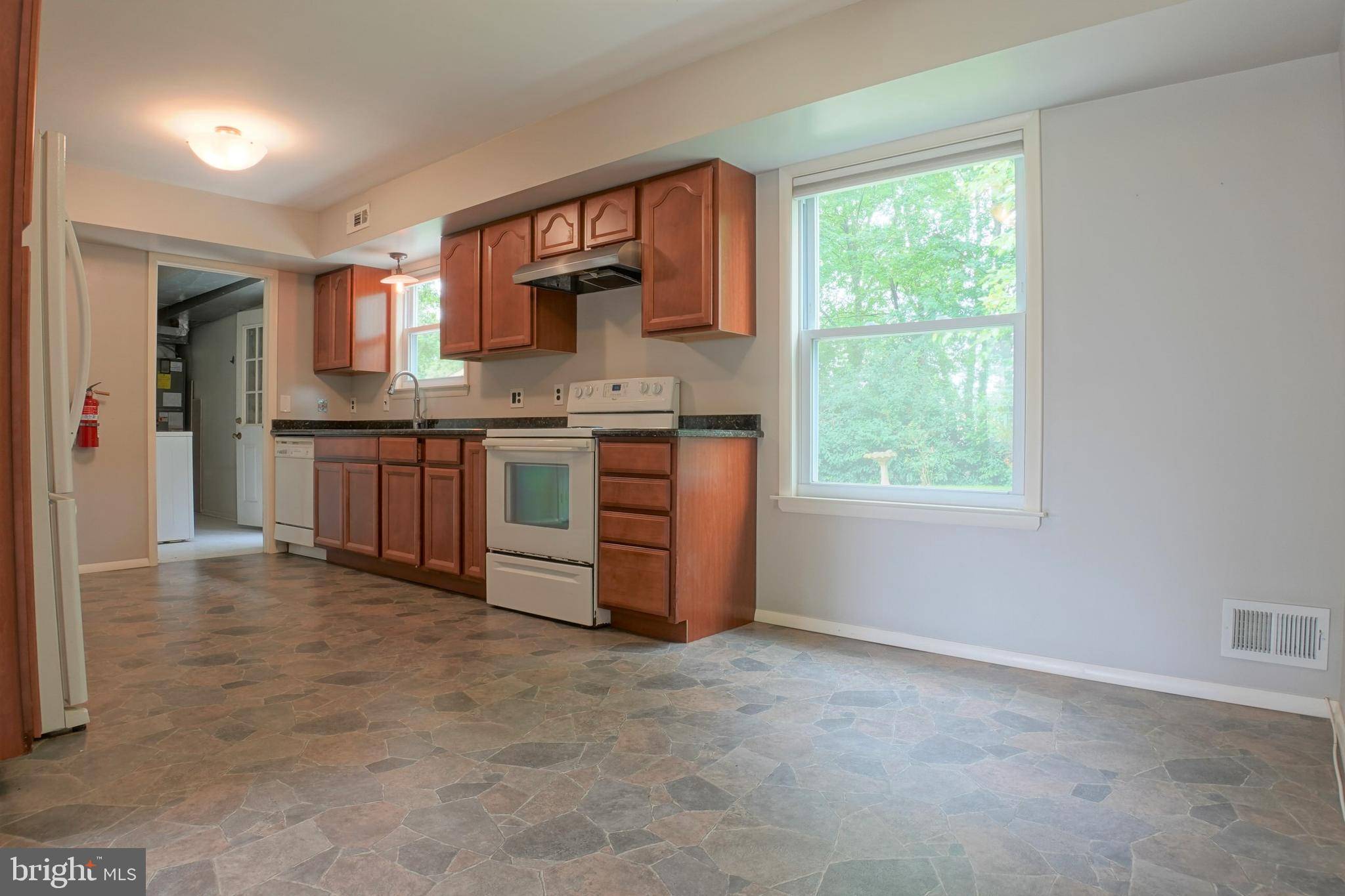 Westampton, NJ 08060,17 CHURCHILL ST