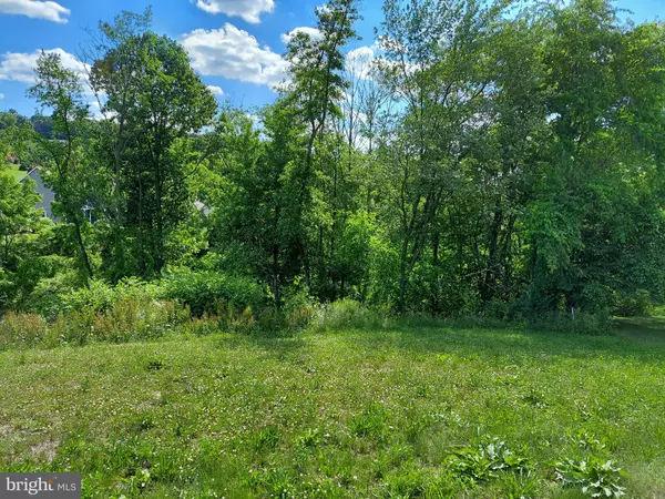 Red Lion, PA 17356,365 BARCLAY DR #LOT 8