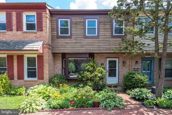 21 CARRIAGE DR, Doylestown, PA 18901