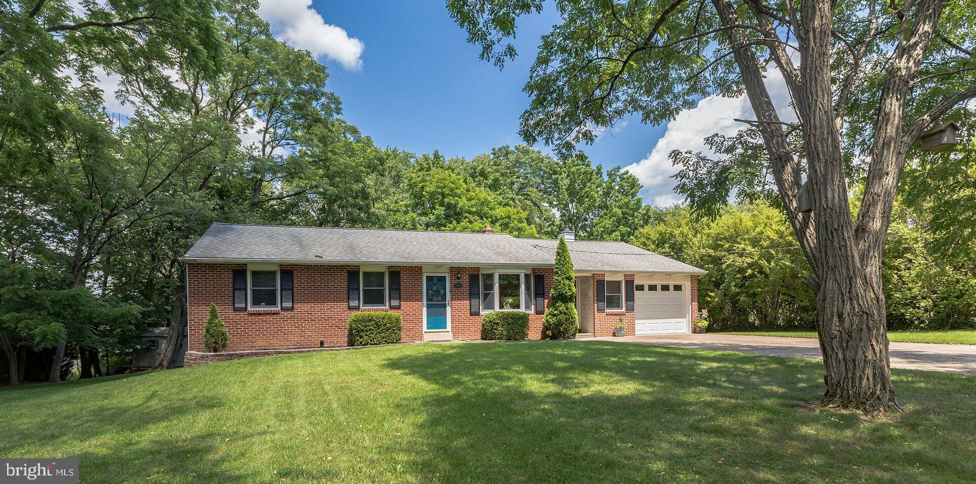 Horsham, PA 19044,250 HILL AVE