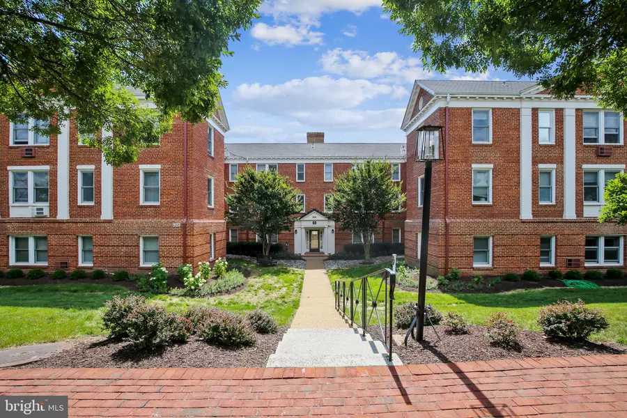 922 S WASHINGTON ST #213, Alexandria, VA 22314